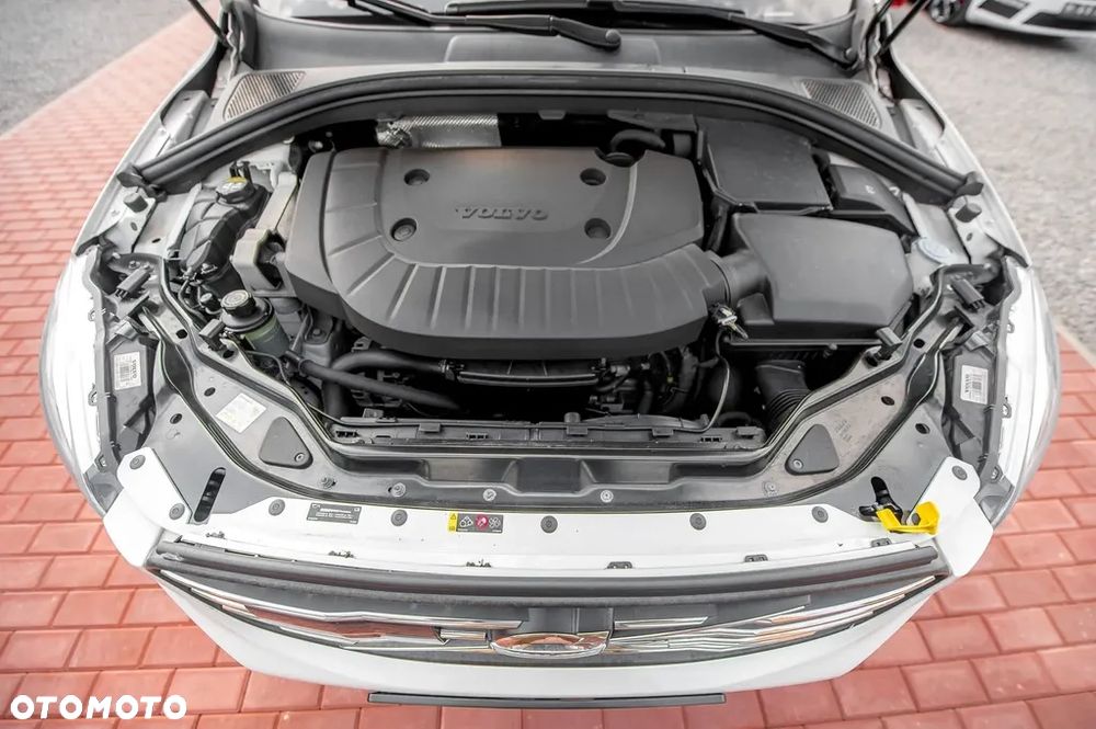 Volvo XC 60 D5 AWD Geartronic Ocean Race - 40
