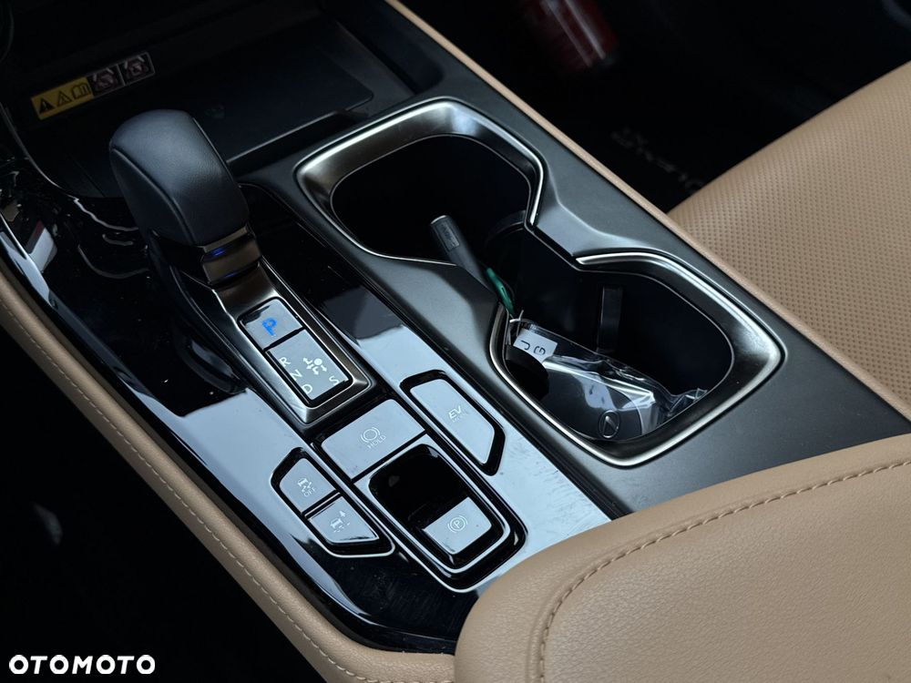 Lexus NX 350h Prestige AWD - 28