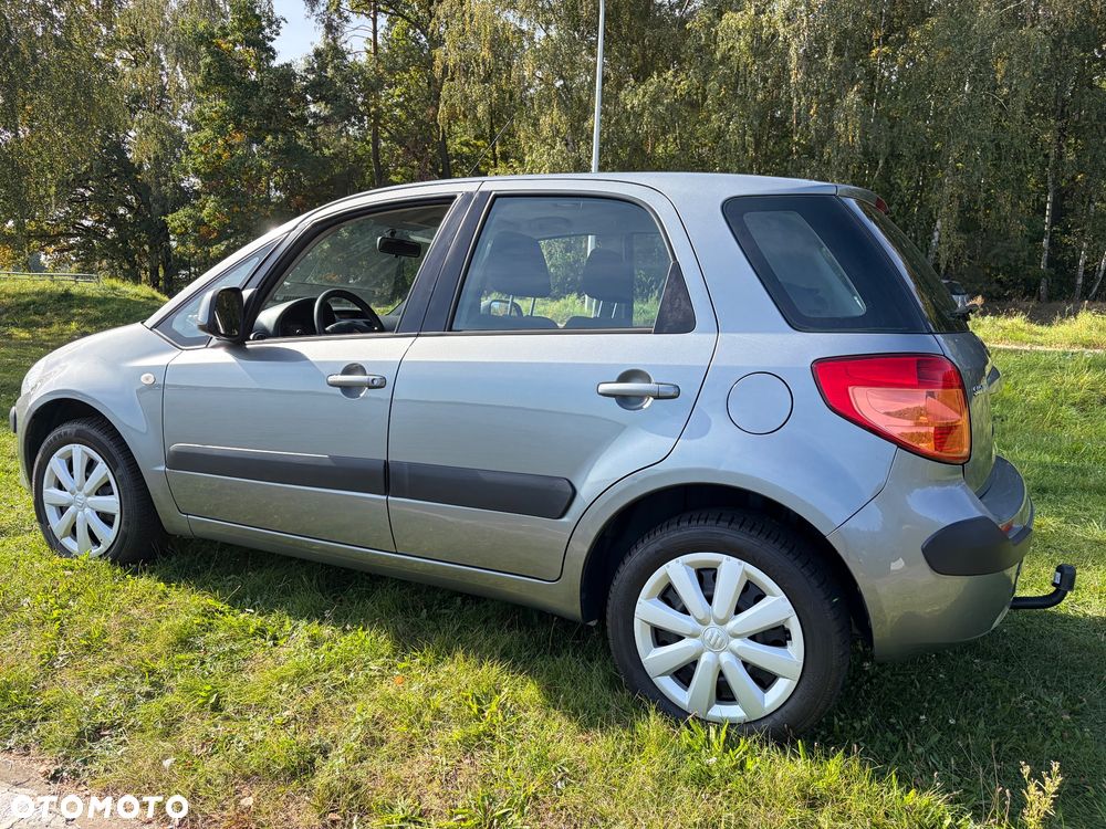 Suzuki SX4 - 9