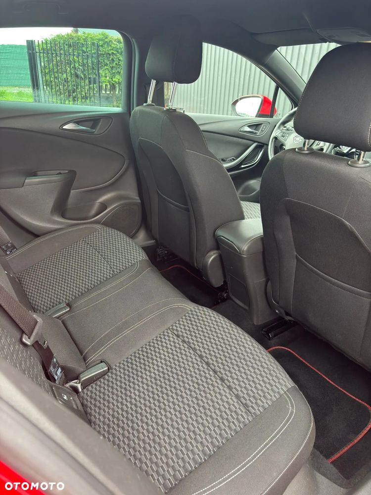 Opel Astra 1.4 Turbo Innovation - 17