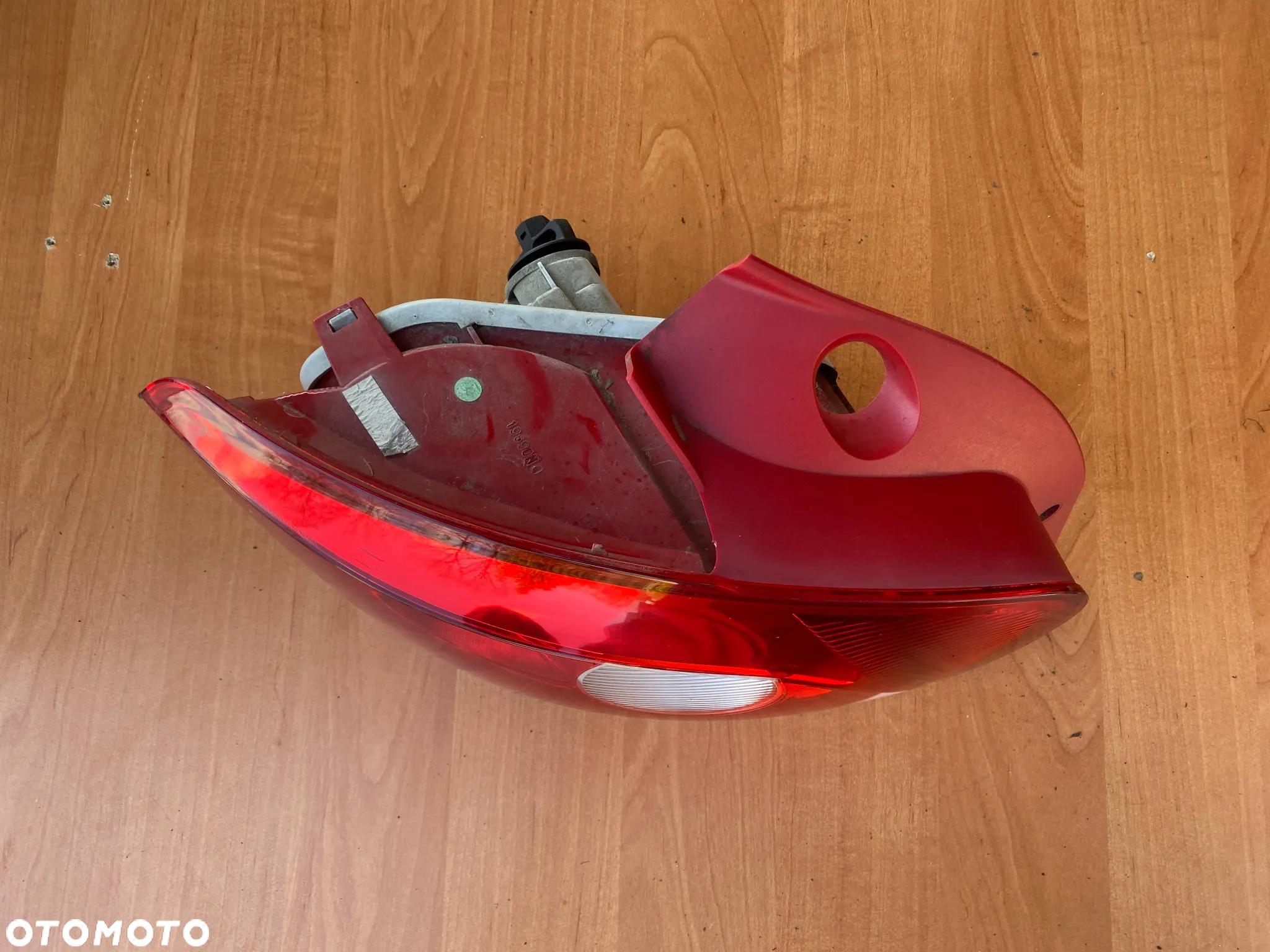 LAMPA TYŁ TYLNA PRAWA LUB LEWA SEAT IBIZA I4 6J4945095C 6J4945096C - 4