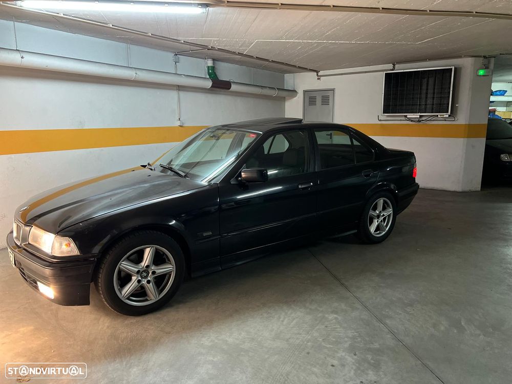 BMW 318 tds Touring - 1