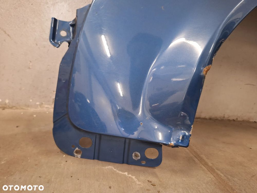 BŁOTNIK LEWY PRZÓD PRZEDNI AUDI A4 B6 LAK: LZ5W NR230 - 4