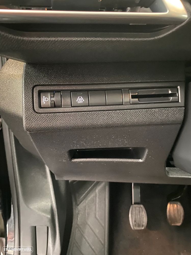 Peugeot 3008 1.5 BlueHDi Active Pack - 31