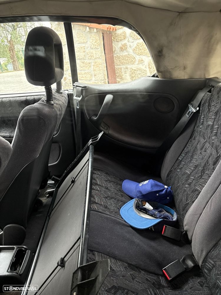 Opel Astra 1.6i GT - 8