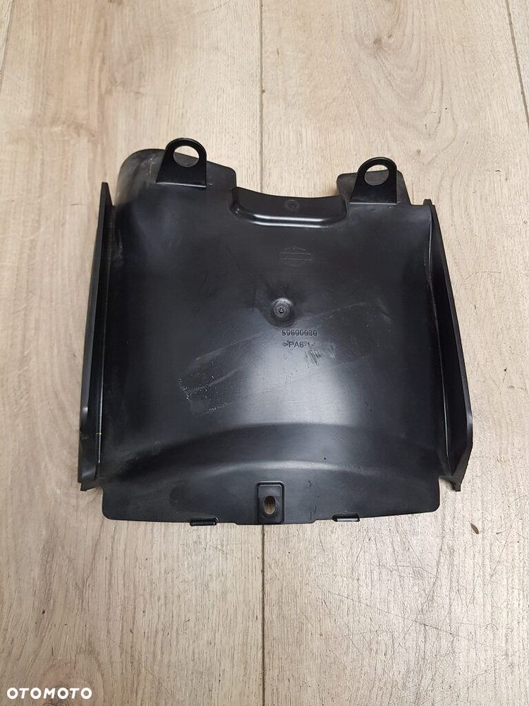 Chlapacz plastik Harley Davidson Softail M8  59600030 - 4