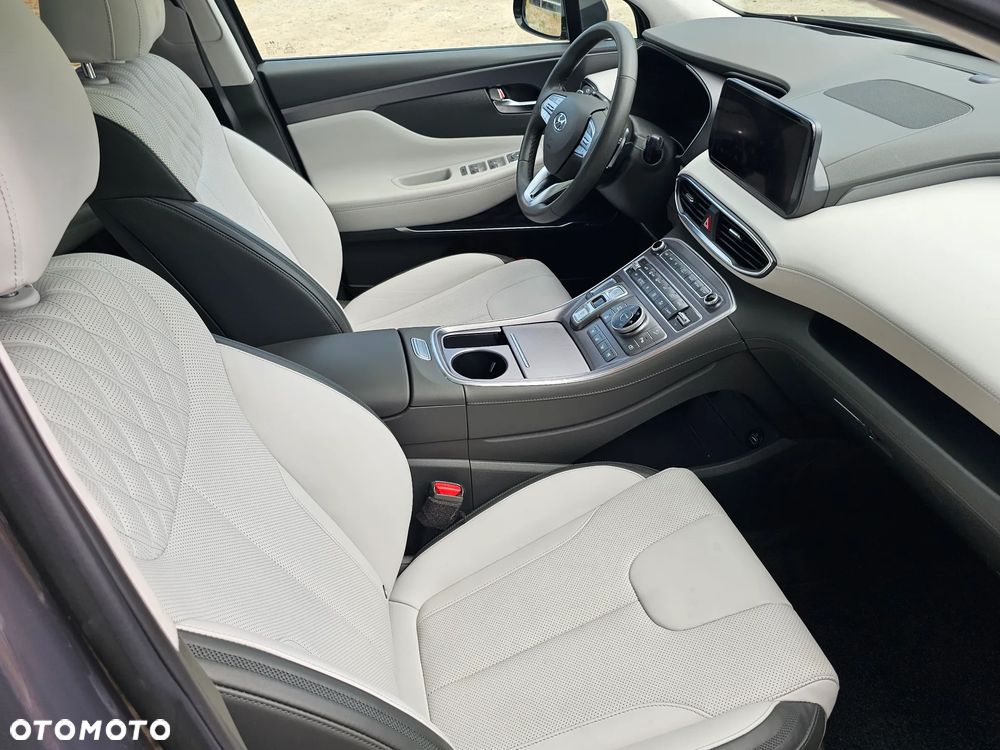 Hyundai Santa Fe 1.6 T-GDI HEV Executive 4WD - 18