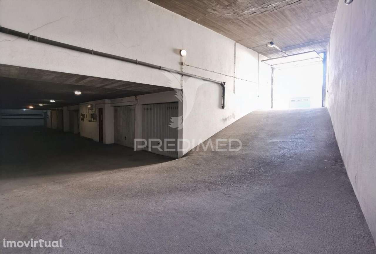 Lugar de Garagem à Venda no Entroncamento - Grande imagem: 5/20