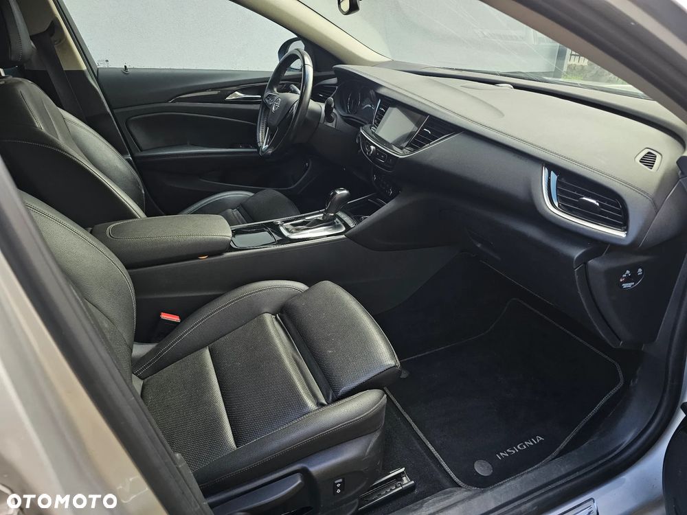 Opel Insignia 2.0 BiTrb D 4x4 Automatik - 11