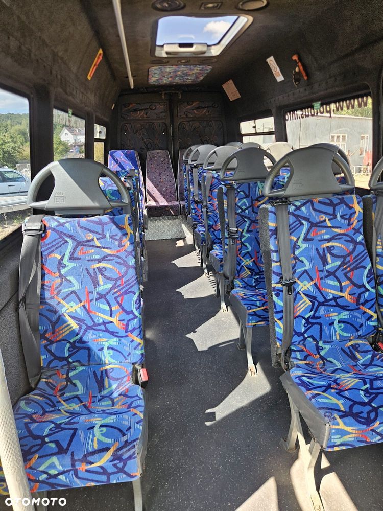 Mercedes-Benz 411, sprinert , 413, 412 - 13