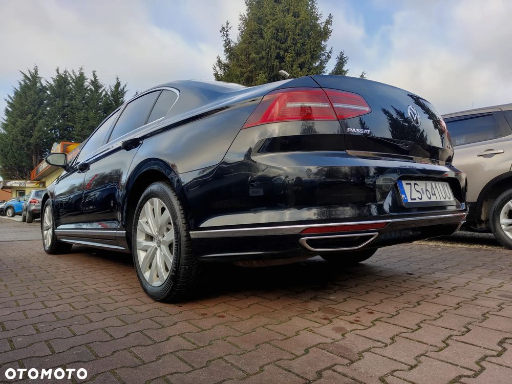Volkswagen Passat - 10