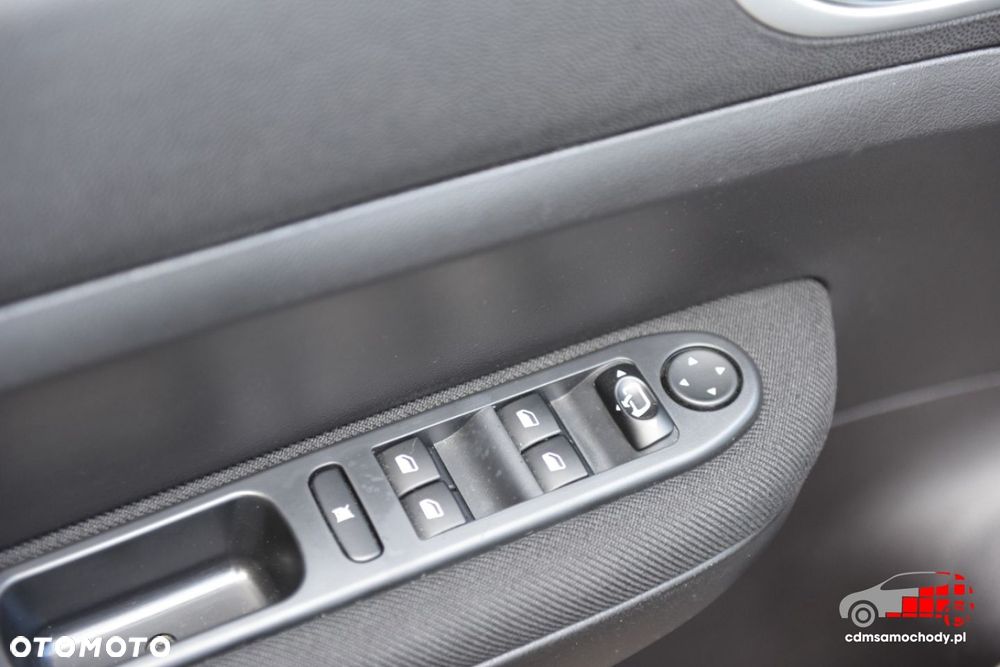 Peugeot 307 - 16