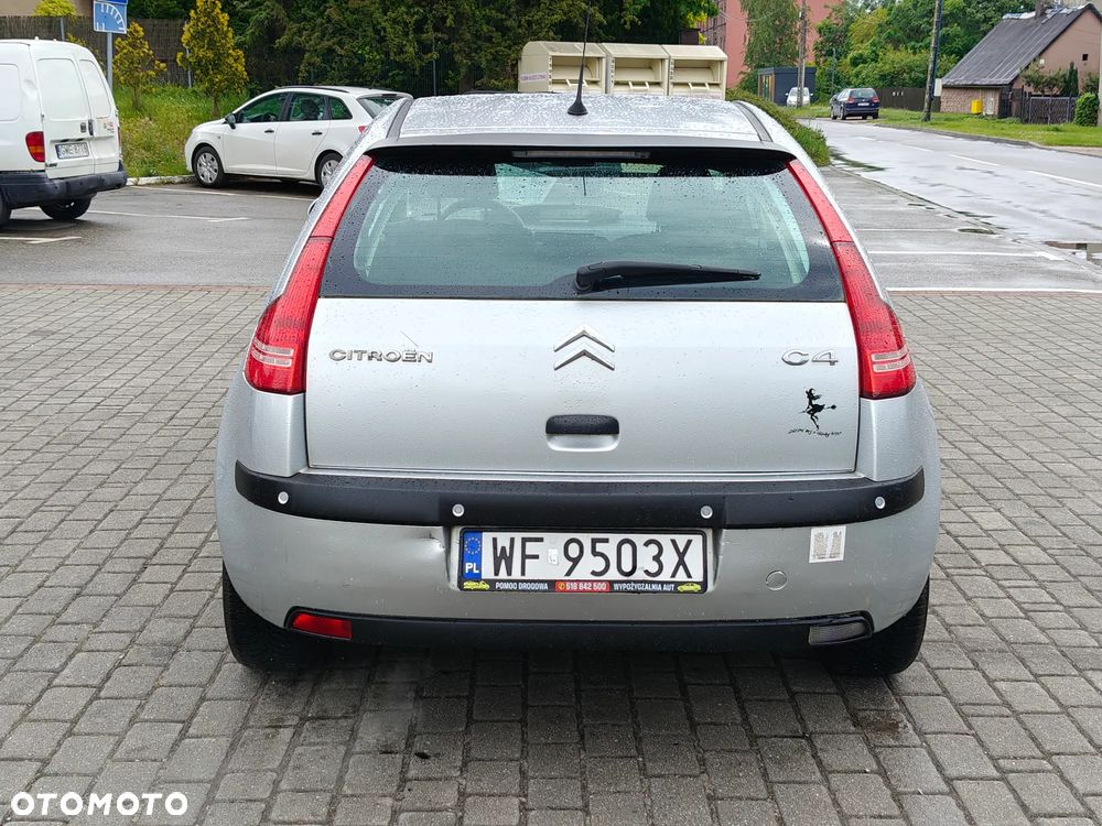 Citroën C4 1.4 16V Impress - 10