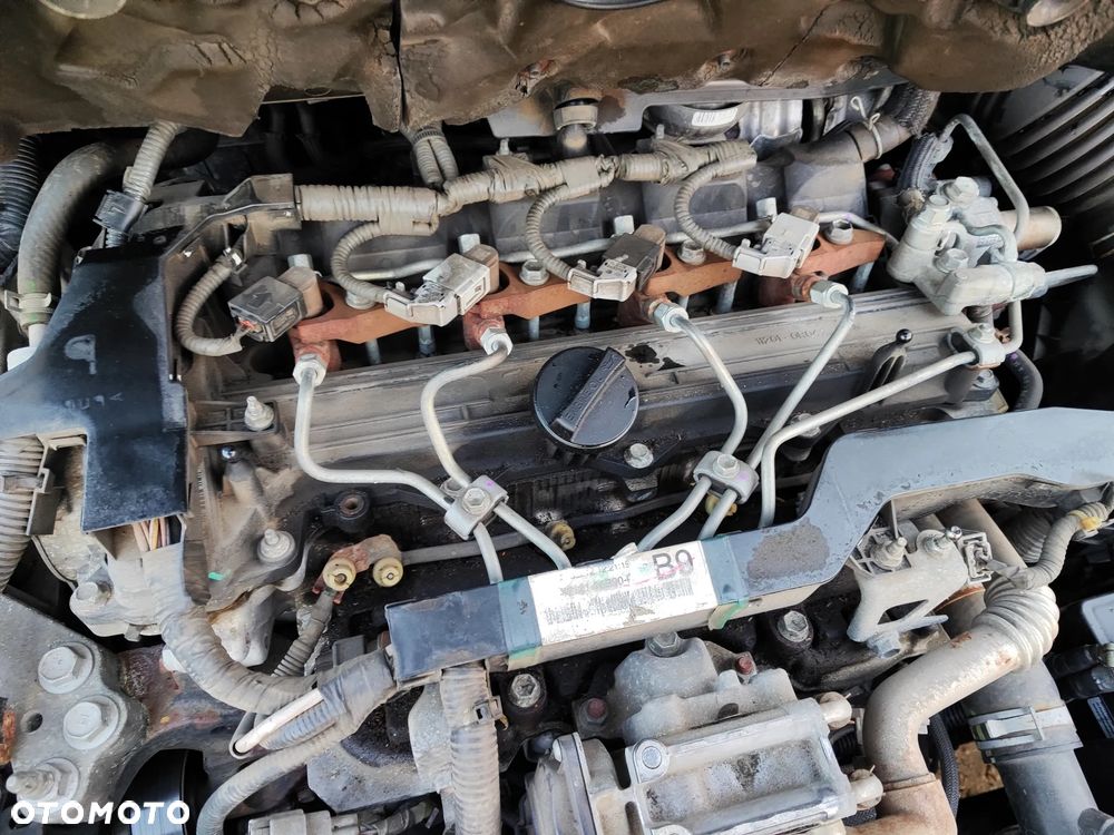 Toyota Avensis 2.2 D-4D Business Edition - 24