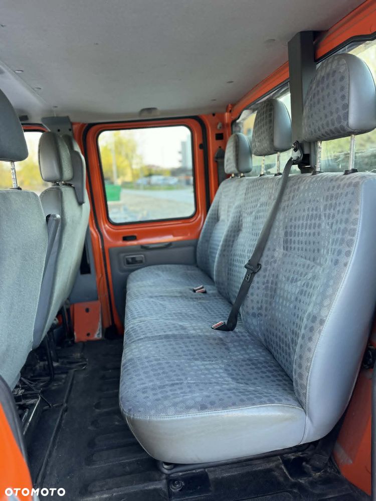 Ford Transit - 13