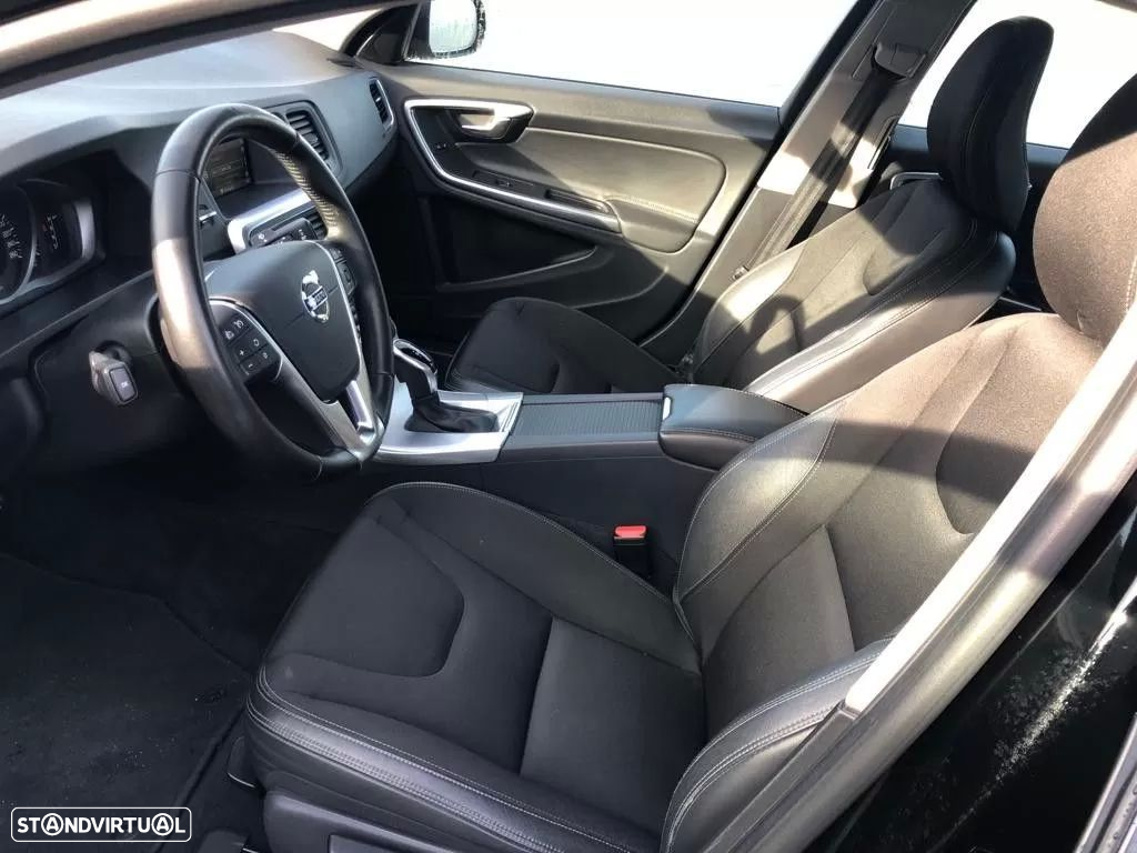 Volvo S60 2.0 D2 Kinetic Geartronic - 5