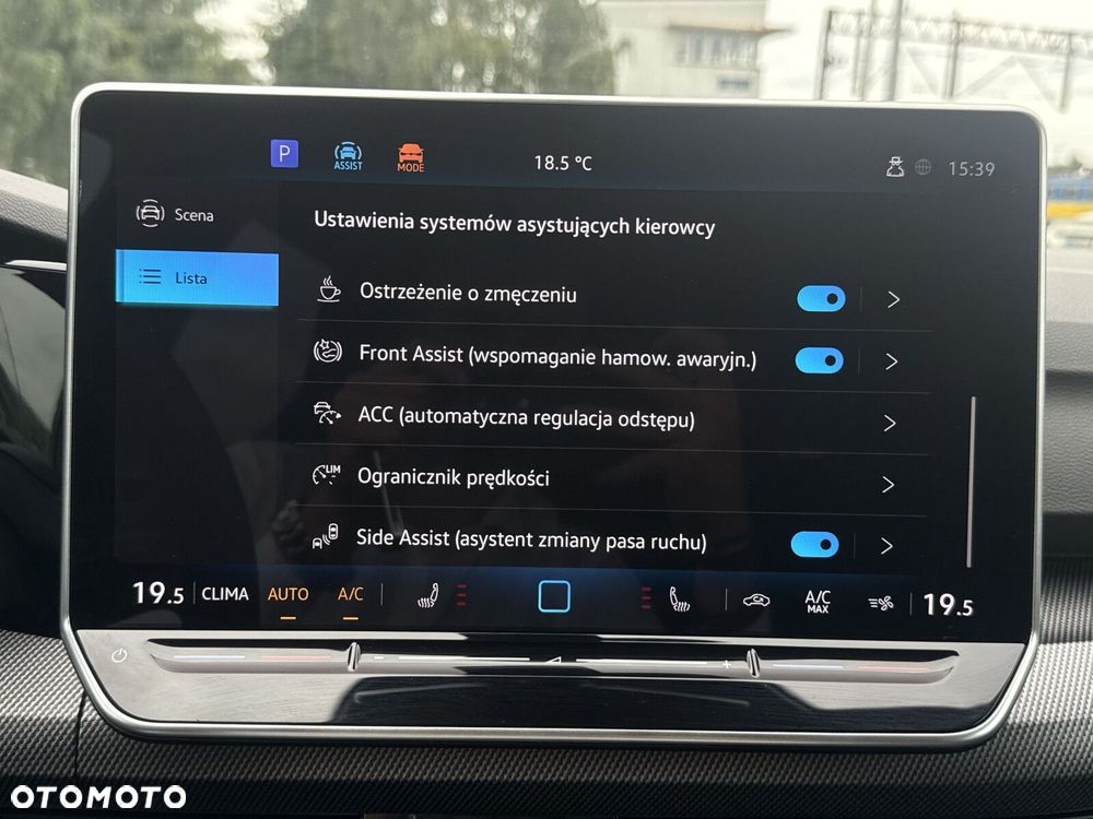 Volkswagen Golf - 27