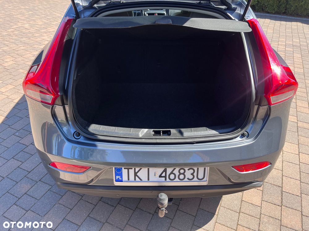 Volvo V40 D2 Summum - 26