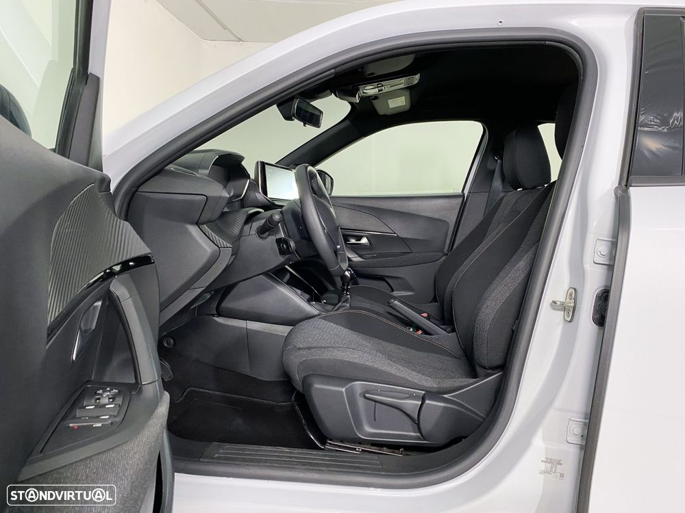 Peugeot 2008 1.2 PureTech Style - 9