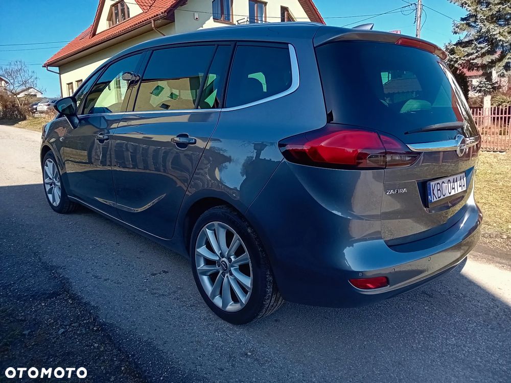 Opel Zafira - 8