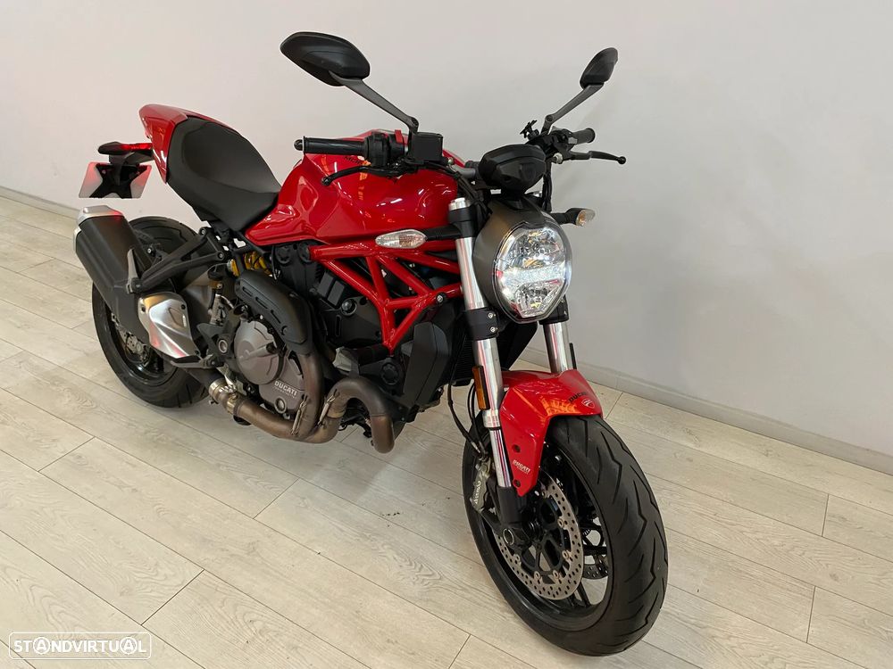 Ducati Monster 821 - 6