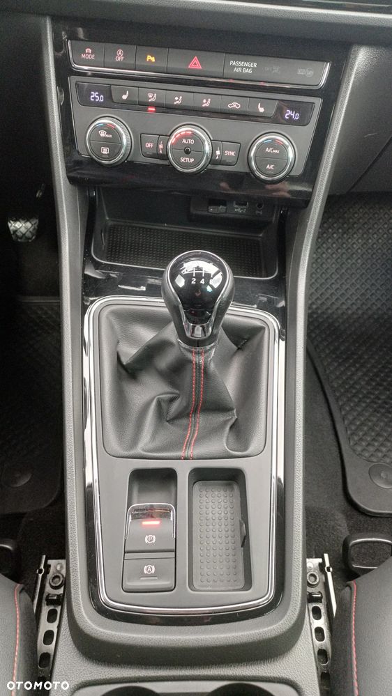 Seat Leon 2.0 TDI DPF Ecomotive FR - 22