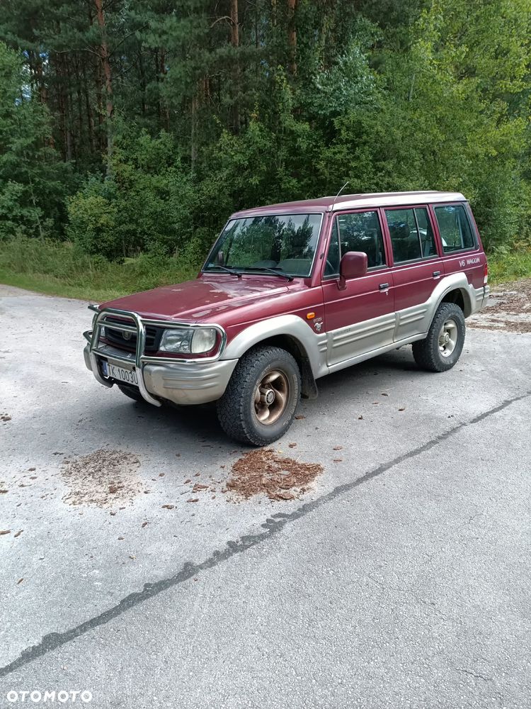 Hyundai Galloper LWB7 3.0 V6 - 3
