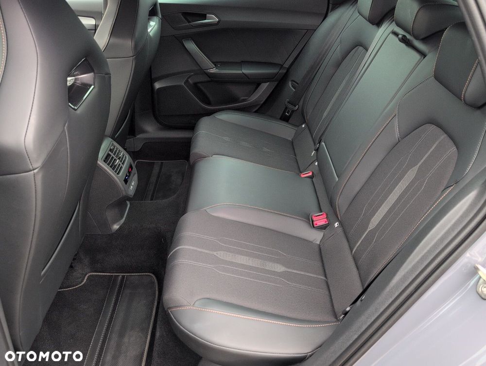 Cupra Leon 1.5 eTSI DSG - 11