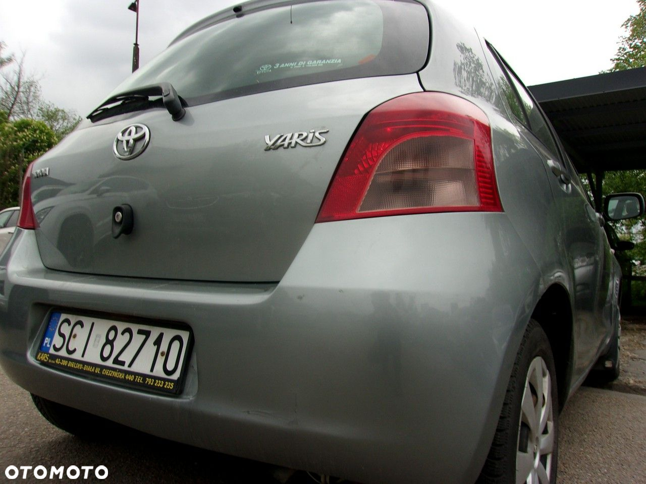Toyota Yaris - 12