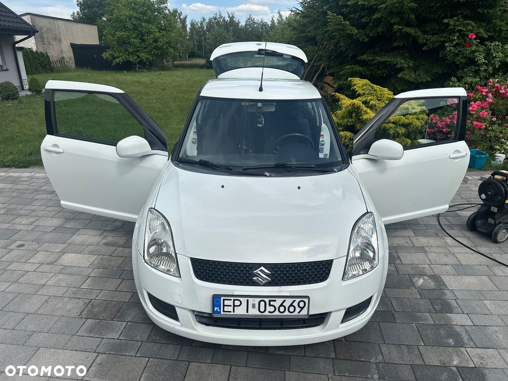 Suzuki Swift 1.3 GLX / Comfort - 2