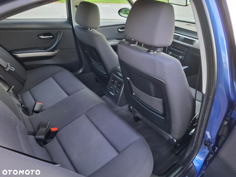 BMW Seria 3 - 14
