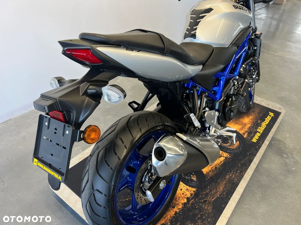 Suzuki SV - 29