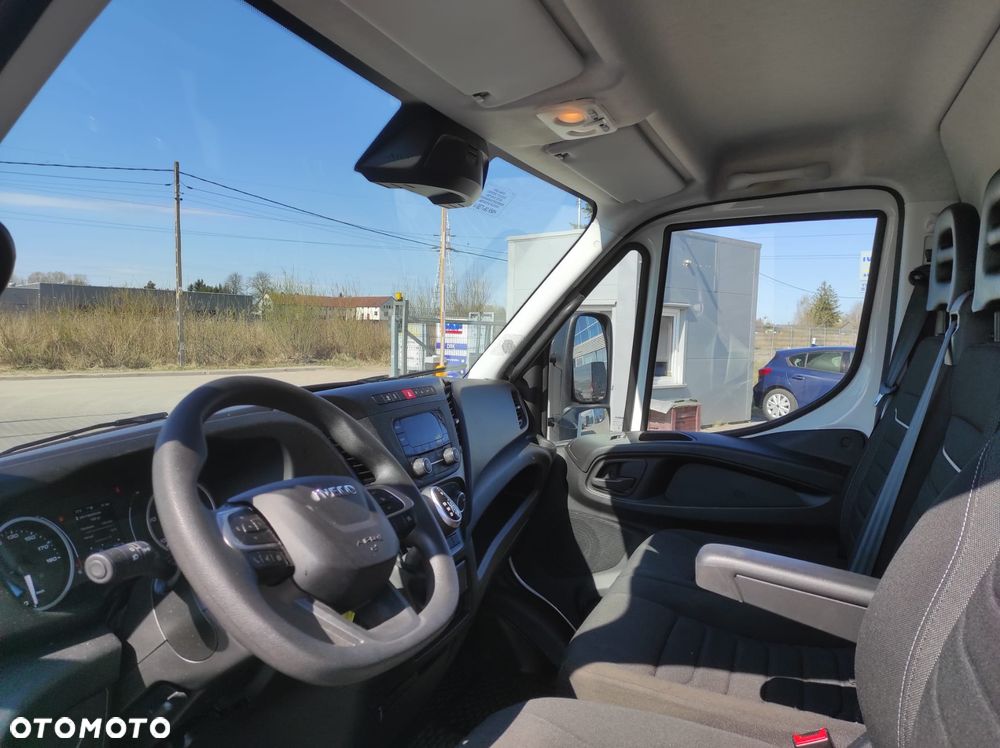 Iveco DAILY 70C18 - 15