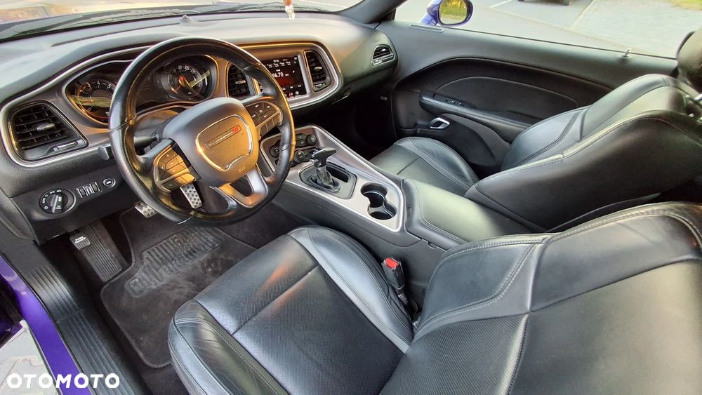 Dodge Challenger Automatik SXT Plus - 21
