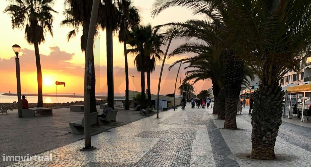 Restaurante renovado e em funcionamento no Edifício Valência em Quarte - Grande imagem: 5/5