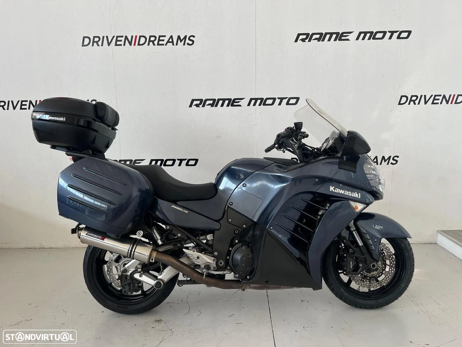 Kawasaki GTR 1400 - 2