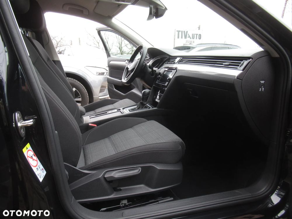 Volkswagen Passat 1.5 TSI EVO Business DSG - 10