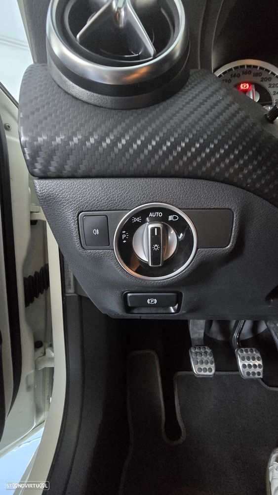 Mercedes-Benz A 180 CDi BE AMG Sport - 14