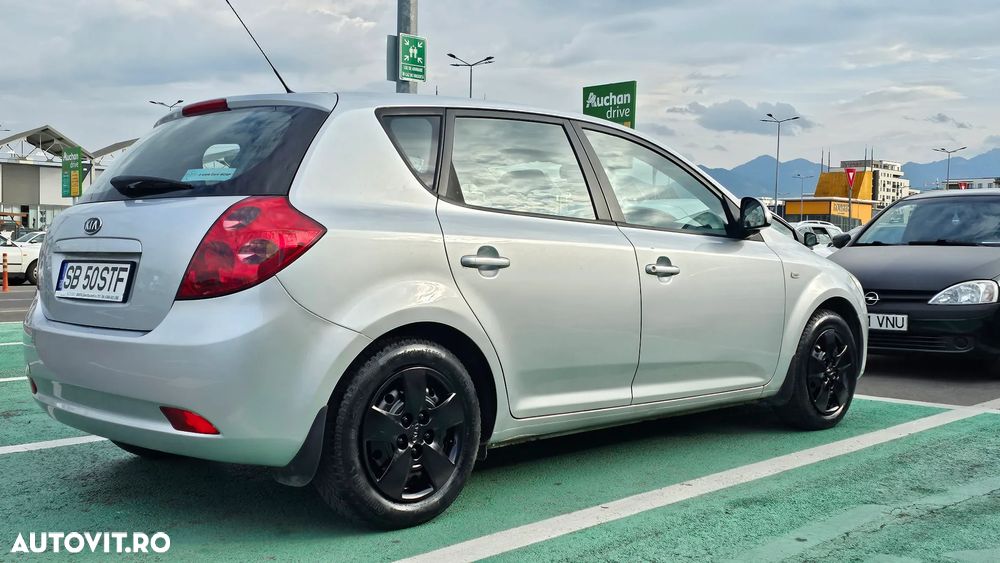 Kia Ceed 1.4 GSL BEST - 2