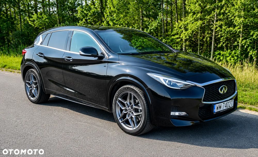 Infiniti Q30 1.5d Premium - 1