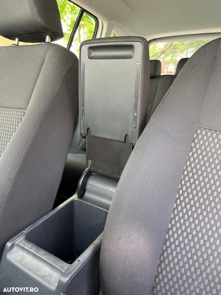 Volkswagen Tiguan - 35