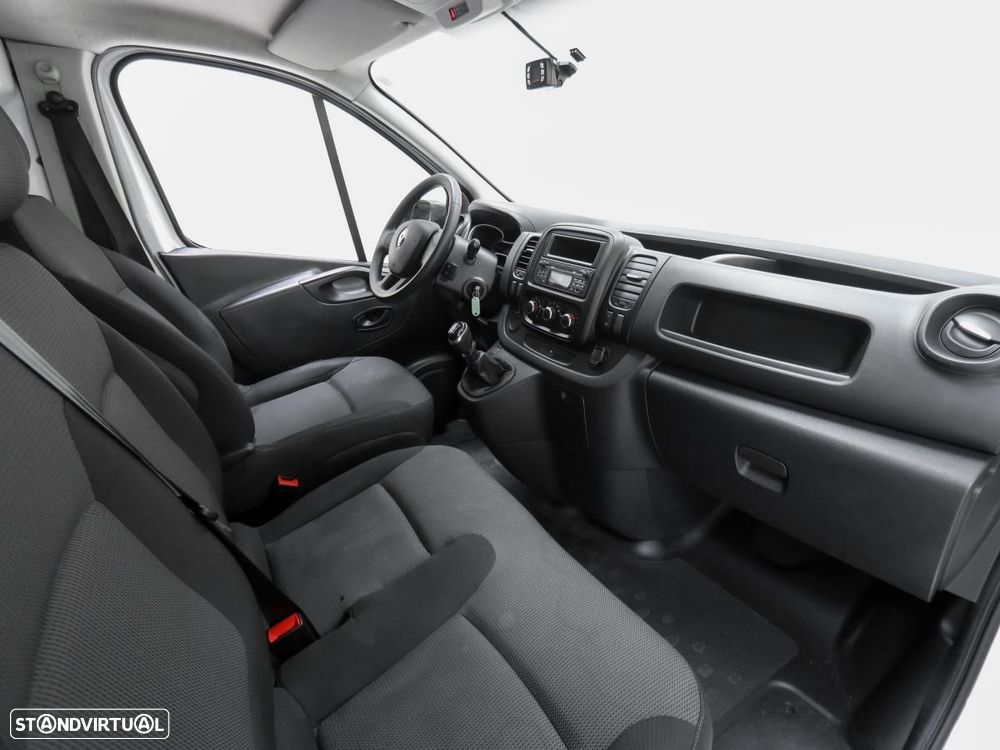 Renault Trafic 2.0 dCi L1H1 c/frio c/iva - 12
