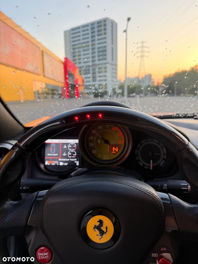 Ferrari California - 39