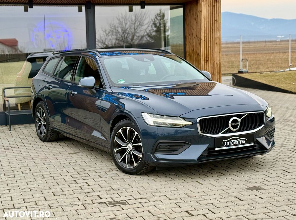 Volvo V60 B3 B DKG Momentum Pro - 12