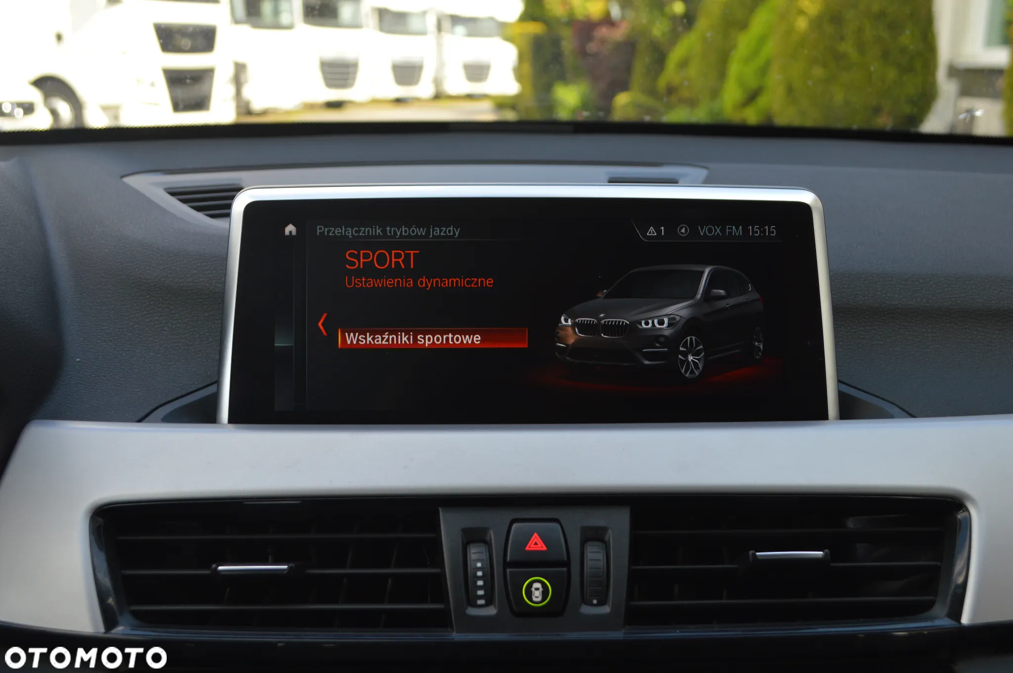 BMW X1 sDrive18i - 23