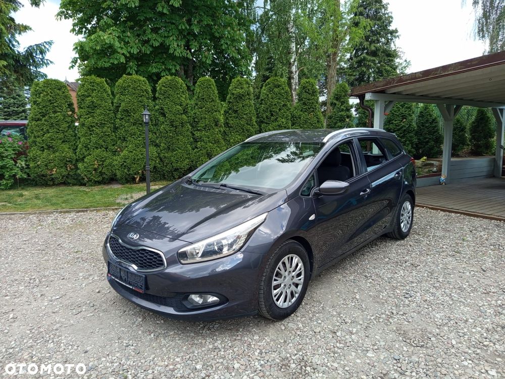 Kia Ceed 1.6 Crdi Comfort + - 1