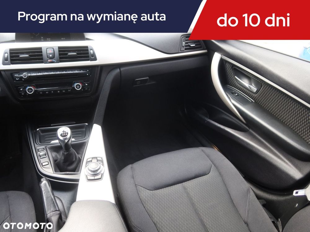 BMW Seria 3 - 10