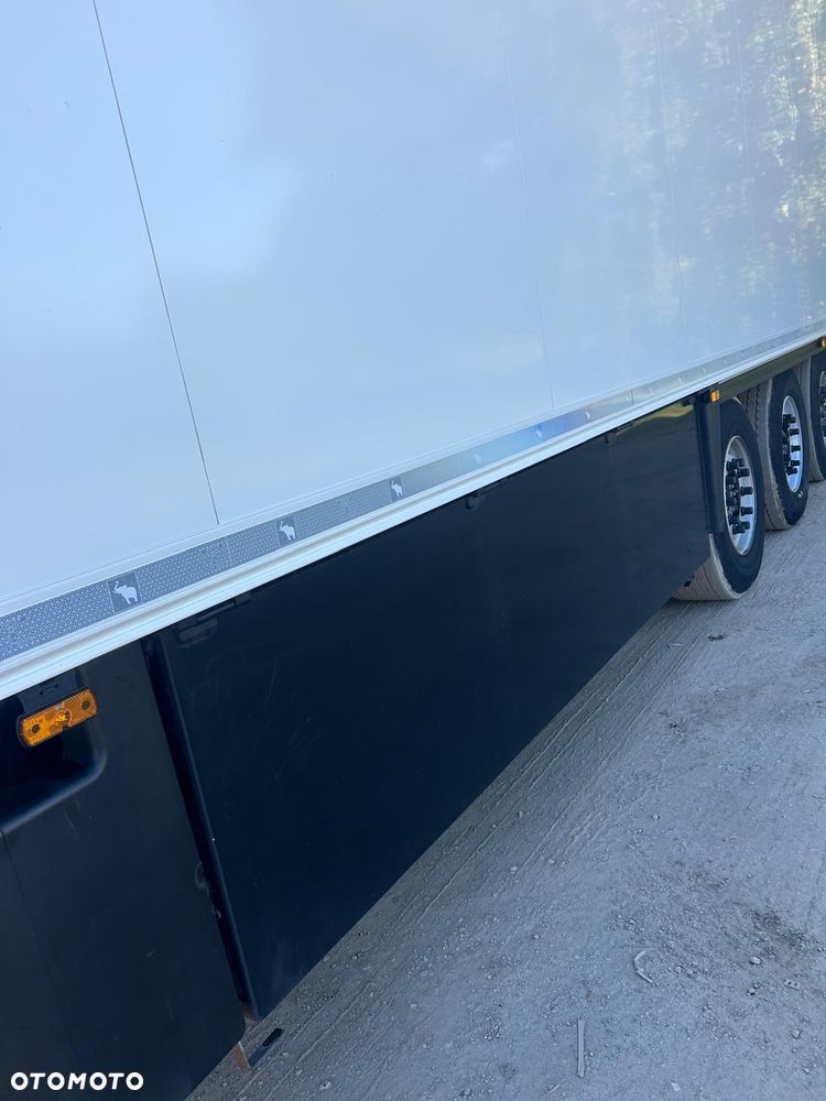 Schmitz Cargobull - 12