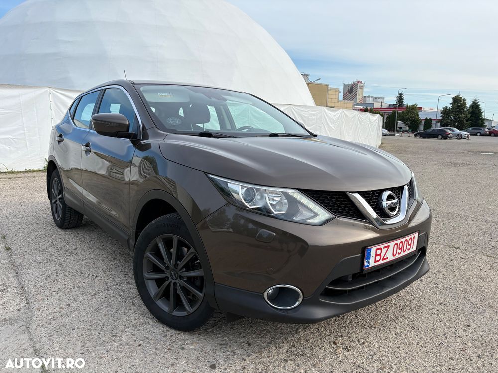 Nissan Qashqai - 1