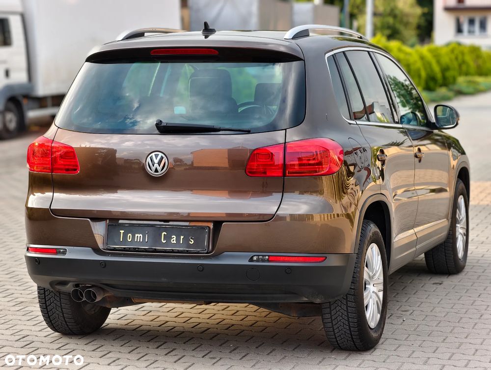Volkswagen Tiguan 2.0 TDI SCR 4MOTION BlueMotion Technology DSG Sport & Style - 4